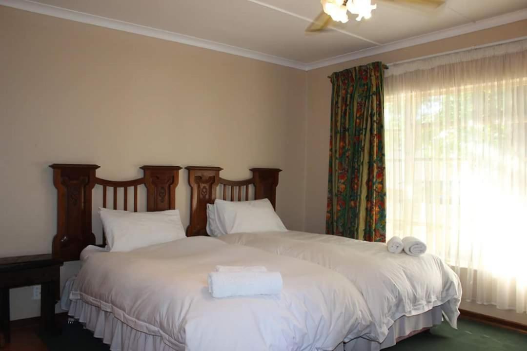Lord Fraser Guest House Wepener Exterior photo